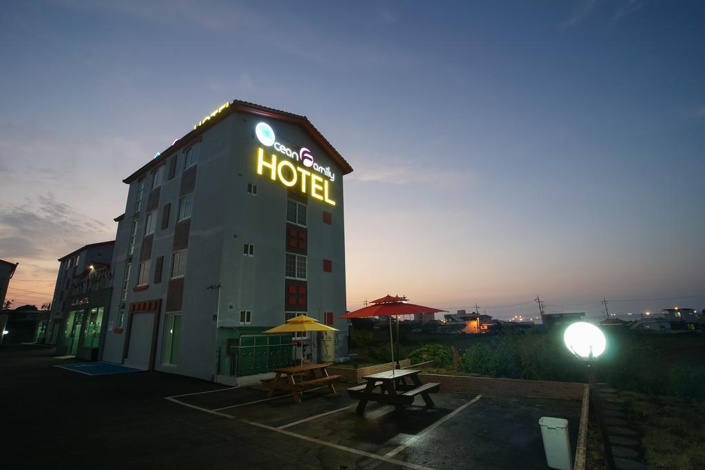 Jeju Ocean Family Hotel Exterior photo