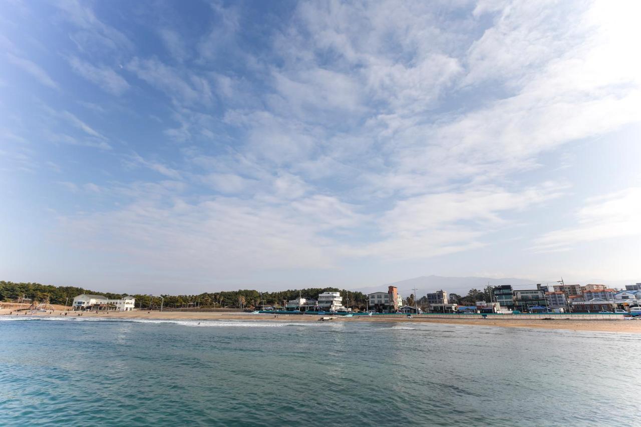 Jeju Ocean Family Hotel Exterior photo
